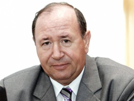 Ponta: Dacă directorul de la Apele Române era în concediu, o să rămână în concediu de acum încolo